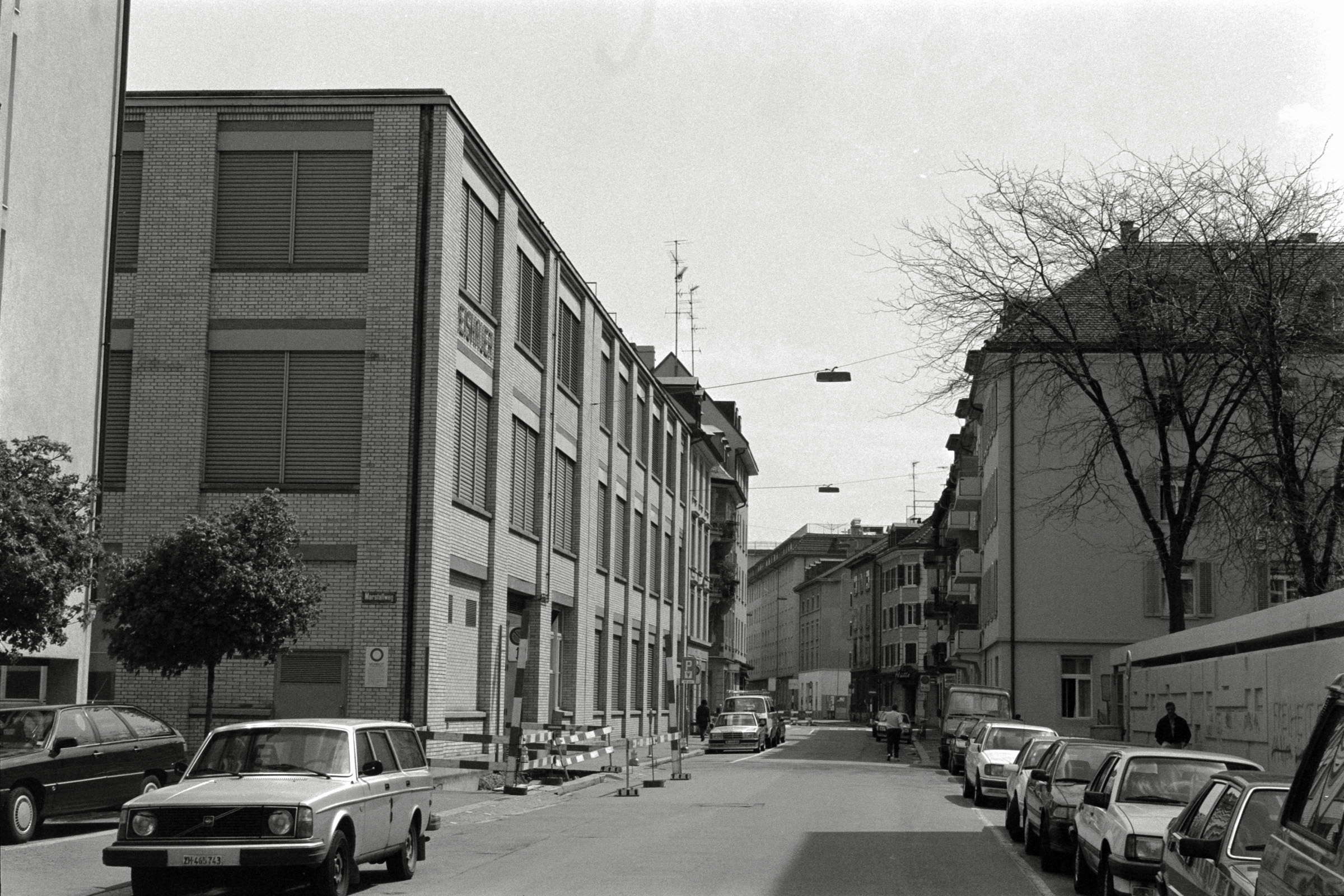 AHP F1992 04 002 sc250507 img21 NLP